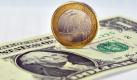 Euro hält sich über 1,48 Dollar
Vorspann: 	
Text: 	

Frankfurt/Main (dpa) - Der Euro hat sich am Dienstag über der Marke von 1,48 US-Dollar gehalten. Im frühen Handel kostete die Gemeinschaftswährung 1,4830 Dollar und damit in etwa so viel wie am späten Vorabend. Ein Dollar war zuletzt 0,6743 Euro wert. Die Europäische Zentralbank (EZB) hatte den Referenzkurs am Montagmittag auf 1,4837 (Freitag: 1,4860) Dollar festgesetzt.

Angesichts weniger Konjunkturdaten rechnen Experten am Dienstag mit geringen Impulsen von fundamentaler Seite. Richtungsweisend dürften damit die Aktienmärkte und die Schuldenkrise sein, hieß es von Händlern. An den Märkten wird nach wie vor darüber spekuliert, ob der größte Euro-Schuldensünder Griechenland seinen Staatshaushalt ohne einen Schuldenschnitt in Ordnung bringen kann. Politik und EZB lehnen einen solchen Schritt nach wie vor kategorisch ab. dpa bgf yyfx n1 hoe
Ressort: 	Wirtschaft
Schlagworte: 	Währung/Euro Foto: dpa