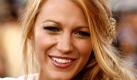 ARCHIV: Die US-amerikanische Schauspielerin Blake Lively posiert in Los Angeles (USA) anlaesslich der Premiere des Films Green Lantern (Foto vom 15.06.11). hat als Kind davon getraeumt, ihren aktuellen Freund, Schauspieler Leonardo DiCaprio (36), zu heiraten. Ich hatte mit neun Jahren eine Eingebung, dass ich Leonardo DiCaprio irgendwann heirate, sagte die sie dem US-Magazin Now. (zu dapd-Text) Foto: Matt Sayles/AP/dapd Foto: dapd