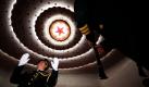 Mitglieder des chinesischen Militärs proben für die Abschlusszeremonie des Nationalkongresses im Großen Saal in Peking. Dort treffen sich jährlich die Gesetzgeber des Landes und treffen grundlegende politische Entscheidungen für das kommende Jahr.  Foto: dapd