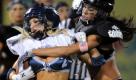 In der Lingerie Football League geht es nicht nur um optische Reize. Auch sportlich wird Einiges geboten. Die Spielerinnen gehen nicht zimperlich miteinander um. Foto: Imago/UPI Photo