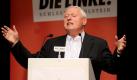 Oskar Lafontaine ist für viele Linke immer noch die Galionsfigur. Je größer die Führungskrise der Partei wurde, desto lauter wurden auch die Forderungen nach einem Comeback des «Napoleons von der Saar». Lafontaine war willig, wollte sich aber nicht auf eine Konfrontation mit ...  Foto: dpa