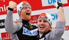 Der deutsche Pilot Manuel Machata (links) und Anschieber Andreas Bredau bejubeln am Sonntag ihren zweiten Platz beim Zweier-Bob der Männer im Rahmen der Bob und Sekeleton Weltmeisterschaften in Schönau-Königssee.  Foto: dapd
