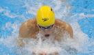 Hendrik Feldwehr erreichte über 50 Meter Brust als Gesamt-Achter locker das Halbfinale. Foto: dpa