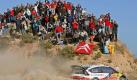 Rekord-Weltmeister Sébastien Loeb steht vor seinem siebten Saisonsieg in der Rallye-WM. Der Franzose baute seine Führung beim vorletzten WM-Lauf in Spanien aus. Der Citroen-Pilot, der schon vor drei Wochen seinen siebten WM-Titel perfekt gemacht hatte, fuhr einen komfortablen Vorsprung von 44,4 Sekunden auf seinen norwegischen Marken-Kollegen Petter Solberg im privaten C4 heraus. Foto: dpa
