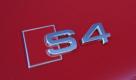 Im sportlichen Topmodell S4 erhöht sich seine Leistung auf 333 PS. Die Fortschritte bei der Verbrauchsreduzierung sollen Optimierungen des Motors, aber auch dem serienmäßigen Einsatz des Start-Stopp-Systems zu verdanken sein. Foto: pi
