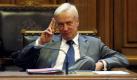 Hamburgs Erster Bürgermeister Ole von Beust (CDU) gestikuliert im Rathaus in Hamburg während einer Bürgerschaftssitzung. Wie das Hamburger Abendblatt berichtet will Beust am Sonntag von seinem Amt zurücktreten. Foto: ddp