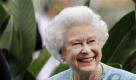 Großbritaniens Queen Elizabeth II lächelt auf der Chelsea-Blumenschau in London ihren Untertanen zu. Die Queen ist 84 Jahre alt. Foto: ap