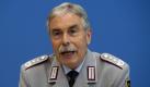 Der Vorsitzende des Deutschen Bundeswehrverbandes, Oberst Ulrich Kirsch, glaubt nicht an ein Ende des Kampfeinsatzes 2014. Foto: Arno Burgi/ Archiv Foto: dpa