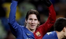 Der argentinische Nationalspieler Lionel Messi ist der schrfste Konkurrent Ronaldos. Seine 1,69 Meter Krpergre wei der Star vom FC Barcelona perfekt einzusetzen. Was fr ihn spricht: 2008 holte er mit den Gauchos Gold bei den Olympischen Spielen. Foto: dpa