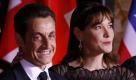 Frankreichs Praesident Nicolas Sarkozy und dessen Ehefrau Carla Bruni-Sarkozy, aufgenommen am Freitag (03.04.09) im Kurhaus Baden-Baden vor dem Abendessen im Rahmen des NATO-Gipfels. Mit einem 'Doppel-Gipfel' in Deutschland und Frankreich begeht die NATO am Freitag und Samstag (04.04.09) den 60. Jahrestag ihrer Gruendung. Im Jahr 1949 wurde das westliche Verteidigungsbuendnis von den USA und Kanada zusammen mit zehn europaeischen Staaten gegruendet. Deutschland trat der Allianz 1955 bei. (zu ddp-Text) Foto: Michael Urban/ ddp
 Foto: ddp