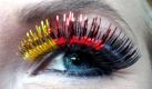 Die 19-jährige Jennifer hat sich zum EM-Auftaktspiel der deutschen Fußballnationalmannschaft am Sonntag (08.06.2008) beim Public Viewing in einem Biergarten in Köln ihre Wimpern in den Deutschland-Farben präpariert. In ganz Deutschland wurde der Sieg der deutschen Mannschaft gegen Polen gefeiert. Foto: Jörg Carstensen dpa/lnw +++(c) dpa - Bildfunk+++ Foto: dpa