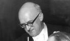 ARCHIV - Bremens Senatspräsident Wilhelm Kaisen (SPD - L-R), der baden-württembergische Ministerpräsident Gebhard Müller (CDU) und Bundesau?enminister Heinrich von Brentano (CDU) beim Kanasterrauchen aus langen Tonpfeifen während der traditionellen jährlichen Schaffermahlzeit in Bremen (Archivfoto vom 08.02.1957). Erster Regierungschef des neuen Landes Bremen nach dem Zweiten Weltkrieg, war der Sozialdemokrat Wilhelm Kaisen. Am 22. Januar 1947 proklamierte der amerikanische General und Militärgouverneur in Deutschland, Joseph T. McNarney, dass die Freie Hansestadt Bremen als selbstständiges Land wieder hergestellt wird. Diese 60 Jahre währende Souverenität wird am Montag (22.01.2007) im Bremer Rathaus gefeiert. Foto: dpa-Archiv dpa/lni (zu lni 4161 vom 21.01.2007 - nur s/w) +++(c) dpa - Bildfunk+++
 Foto: dpa