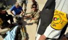 ISAF-Soldaten (International Security Assistance Force) der Task Force Kundus bilden am Donnerstag (22.09.11) im Distrikt Chahar Darreh im Distrikthauptquartier (DHQ) bei Kundus (Afghanistan) Hilfspolizisten (CIP) in Selbst- und Kameradenhilfe aus. 'Wir gehen quasi ins Schlafzimmer der Taliban hier', sagen die Soldaten. Lange war die Region westlich von Kundus fuer die Soldaten der Internationalen Schutztruppe ISAF eine 'No-go-Area', quasi ein Sperrgebiet. Jetzt will die schwer bewaffnete Task Force in einer mehrtaegigen Operation auch hier endlich die Wende herbeifuehren. Doch wissen die Soldaten auch: 'Ein Plan haelt in Afghanistan so lange, bis der erste Schuss faellt.' (zu dapd-Text) Foto: Sascha Schuermann/dapd Foto: dapd