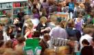 Die Leipziger Buchmesse verzeichnete einen neuen Besucherrekord - 163.000 Menschen kamen in die Hallen des Leipziger Messegeländes. Foto: dpa