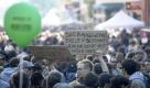 In Berlin finden wie jedes Jahr zahllose Demonstrationen statt. Diese hier in Kreuzberg steht unter dem Motto: Billige Mieten statt steigende Profite. Gerechtigkeit fuer alle statt Ausbeutung und Ausgrenzung. Foto: dapd