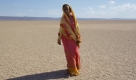 Um der Zwangsehe mit einem viel älteren Mann zu entgehen, flieht die13-Jährige durch die somalische Wüste. Foto: Majestic Film Verleih/Walter Wehner