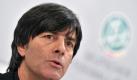 Bundestrainer Joachim Löw bei einem Treffen mit den Cheftrainern der Bundesliga.  Foto: dpa