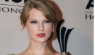 Taylor Swift wurde ebenfalls Opfer von Mobbing. Die, die sie noch Jahre zuvor gehänselt und gequält hatten, hatten später tatsächlich die Nerven, zu den Konzerten und Autogrammstunden der Sängerin zu kommen: «Sie trugen T-Shirts mit meinem Gesicht und baten mich, CD's zu signieren. Es war ein bittersüßer Moment, weil sie sich offensichtlich nicht mehr daran erinnerten, wie gemein sie früher zu mir waren. Ich verstand, dass ich das alles auch vergessen sollte.» Foto: dapd