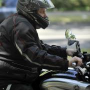 Motorradkombi ist nicht Jacke wie Hose (Foto)