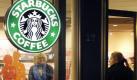 Die amerikanische Kaffeehaus-Kette Starbucks plant spezielle Autofahrer-Filialen - wie sie McDonald's oder Burger King bereits haben. Von April 2012 an will der US-Konzern sogenannte Drive-Thru-Filialen in Deutschland starten, wie die Wirtschaftswoche vorab berichtete. Die erste solle im April in Bottrop öffnen. In den kommenden fünf Jahren plant der Kaffeeriese nach eigenen Angaben rund 50 solcher Standorte in Deutschland. Foto: dapd