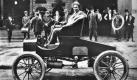Er lief und lief und lief: 15 Millionen Autos der Marke Ford T gingen zwischen 1908 und 1927 vom Laufband. Das Auto war zwar nicht sonderlich stylisch, aber robust. Schlecht für's Geschäft, merkte irgendwann auch Henry Ford. Seitdem bringen die Autohersteller häufiger neue Modelle auf den Markt. Foto: dpa