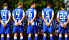 Die Spieler des Zweitligisten Hertha BSC Sebastian Neumann (von links nach rechts), Roman Hubnik, Rob Friend, Andrej Mijatovic und Kaka haben sich in Berlin beim offiziellen Fototermin auf dem Trainingsplatz des Vereins positioniert. Der Hauptstadtclub peilt für die kommende Spielzeit den Wiederaufstieg in die erste Bundesliga an. Foto: dpa