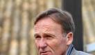 Geschäftsführer Watzke spricht in La Manga über die Aussichten des BVB. Foto: Kevin Kurek Foto: dpa