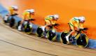Das australische Radrennteam absolviert kämpft um den Sieg im Finale der Commonwealth Games im Indira Gandhi Sports Complex im indischen Neu Delhi. Letztendlich hat es für die Radler von Down Under tatsächlich geklappt: Sie gewannen die Goldmedaille.  Foto: dapd