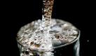 In Deutschland hat das Trinkwasser hervorragende Qualität. Foto: Oliver Berg/Archiv Foto: dpa