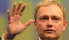 Wichtigster Hoffnungsträger der FDP ist Christian Lindner. Der 33-Jährige war als Generalsekretär der Bundes-FDP im Dezember 2011 zurückgetreten. Nun kämpft er um den Wiedereinzug der FDP in den Landtag, will auch Fraktionschef werden, strebt eine Regierungsbeteiligung in Düsseldorf an. Den Bundestagsabgeordneten aus dem bergischen Wermelskirchen sehen nicht wenige als künftigen Bundesparteichef. Lindner grenzt sich von der Bundes-FDP aber inhaltlich ab. Schafft es seine FDP in den Landtag, will er sich ganz auf NRW konzentrieren. Foto: Michael Gottschalk/dapd