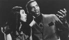 Musiker Ike Turner macht aus Anna Mae Bullock Anfang der 1960er Jahre Tina Turner. Als Gesangsduo sind die beiden auf den Bühnen dieser Welt erfolgreich unterwegs, werden schließlich auch privat ein Paar. Doch mit dem Ruhm kommen die Probleme. Ike beginnt, Drogen zu nehmen und seine Frau zu schlagen. Ein Martyrium für Tina, aus dem sie sich erfolgreich herauskämpft. 1976 trennt sie sich von Ike und strebt eine fulminante Solokarriere an. Foto: dapd