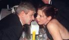 ...hatte Fischer bereits deutlich jngere Damen an seiner Seite: Von Nicola Leske, seiner Ehefrau Nummer vier, trennten ihn 22 Jahre. Im April 1999 hatte Fischer die damals 29-jhrige Journalistikstudentin geheiratet. Foto: dpa