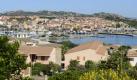 Das kleine Städtchen im Norden Sardiniens ist das Zentrum der legendären Costa Smeralda, wo Stars aus der ganzen Welt urlauben. Foto: dapd