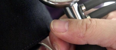 Brosch&uuml;re &uuml;ber Risiken und Behandlung von Bluthochdruck (Foto)