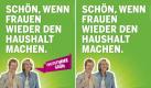 Berlin/ Redaktionshinweis: Verwendung des Bildes nur zur redaktionellen Berichterstattung und bei Nennung 'Buendnis 90/Die Gruenen NRW'! +++ Die Bildkombo zeigt den urspruenglichen Entwurf eines Wahlplakates (l.) von Buendnis 90/ Die Gruenen in Nordrhein-Westfalen, das ein Bild der gruenen Spitzenkandidatin fuer die Landtagswahl 2012, der nordrhein-westfaelischen Bildungsministerin Sylvia Loehrmann, und der Spitzenkandidatin der SPD, der nordrhein-westfaelischen Ministerpraesidentin Hannelore Kraft, sowie die Aufschrift 'Schoen, wenn Frauen wieder den Haushalt machen' und den Zusatz 'Zweitstimme Gruen' traegt, und die neue Fassung des Plakates, die bis auf den Zusatz 'Zweitstimme Gruen' identisch ist. Die Gruenen in Nordrhein-Westfalen muessen eines ihrer Plakate fuer den Landtagswahlkampf aendern. Ministerpraesidentin Hannelore Kraft persoenlich habe sich dafuer beim derzeitigen Koalitionspartner eingesetzt, berichtete die in Duesseldorf erscheinende 'Rheinische Post' (Samstagausgabe vom 14.04.12). Die Sozialdemokratin bemaengelte demnach, dass das Motiv den Eindruck erwecke, sie fordere Buerger auf, mit ihrer Zweitstimme die Gruenen zu waehlen. Dies sei fuer Kraft nicht akzeptabel, schreibt die Zeitung unter Berufung auf SPD-Kreise. (zu dapd-Text)
Foto: Buendnis 90/Die Gruenen NRW/dapd Foto: dapd