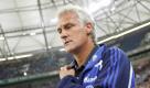Fred Rutten: Für die festgeschriebene Ablöse von 500.000 Euro wechselte Fred Rutten im Sommer 2008 von Twente Enschede zum FC Schalke 04. Für die «Königsblauen» hat sich diese Investition nicht gelohnt. Nach einem Dreivierteljahr musste Rutten wieder gehen. Foto: dpa