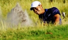US-Golfer Tiger Woods spielt einen Bunkerschlag während der Australian Masters in Kingston Heath in Melbourne. Foto: dpa