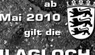 Während die ein oder andere Kommune noch darüber nachdenkt, wie all die Schlaglöcher wohl zu stopfen sind, hat Radio Regenbogen die Lösung schon gefunden: Die Schlagloch-Plakette. Einfach die Autofahrer löhnen lassen, klingt allerdings schon wieder so glaubwürdig, dass bestimmt mancher Leser drauf reingefallen ist. Foto: regenbogen.de
