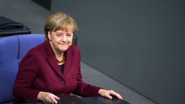 Angela Merkel wird von der CDU zum Sündenbock gemacht.