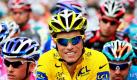 Der Franzose Sylvain Chavanel, im Gelben Trikot, wartet gemeinsam mit anderen Fahrern auf den Startschuss bei der dritten Etappe der Tour de France in Wanze. Foto: ap