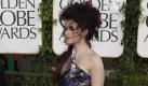 FLOP: Was für ein schriller Auftritt von Helena Bonham Carter: Ohne Worte - vor allem diese beiden farblich unterschiedlichen Schuhe. Aber anders ist man es von der Freundin von Regisseur Tim Burton auch nicht gewohnt. Foto: dapd