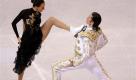 Oksana Domnina and Maxim Shabalin of Russia skate during the ice dance compulsory competition at the World Figure Skating Championships in Los Angeles, Tuesday March 24, 2009. The team of Domnina and Shabalin are first in the ice dancing standings after the event. (AP Photo/Jae C. Hong) Foto: ap
