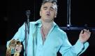 Auch Morrissey (The Smiths) ist eigen, wenn es um die Durchsetzung seiner Ansichten geht. Ein geplantes Konzert in Dresden wurde durch den Vegetarier abgesagt, nachdem er erfahren hatte, was die Location Alter Schlachthof einmal war - ja, ein richtiger Schlachthof. Für Morrissey Grund genug, nicht aufzutreten. Foto: dapd