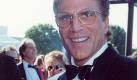 Auch wenn Ted Danson nicht die ganz große Kinokarriere glückte, ist er trotzdem nicht gescheitert. In seiner Filmvita stehen immerhin Kassenerfolge wie Drei Männer und ein Baby und Der Soldat James Ryan. Der 63-jährige ist und bleibt aber der TV-Sitcom-Superstar. Diesen Status hat er sich als Sam Malone in der Serie Cheers (1982-1993) erarbeitet und durch Becker (1998-2004) manifestiert. Foto: wikipedia/Alan Light/Creative Commons License