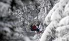 Das ruhige Winterwetter bleibt Deutschland in den nächsten Tagen erhalten. Nur ganz vereinzelt kommt es zu leichten Niederschlägen, die in den Niederungen als Regen, in höheren Lagen durchweg als Schnee fallen. Foto: dapd