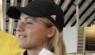 Verena Bentele holt das erste Gold für Deutschland (hier mit Sportler Frank Hoefle). Foto: ddp