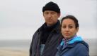 Hein (Peter Heinrich Brix) und Mona (Sanaa Alaoui) kommen sich näher. (Bild: ZDF Marion von der Mehden) Foto: dpa