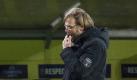 BVB-Trainer Jürgen Klopp gehen allmählich die Spieler aus. Foto: Friso Gentsch Foto: dpa