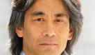 Der Generalmusikdirektor der Bayerischen Staatsoper Kent Nagano und das Bayerische Staatsorchester eröffnen am 17. September die Saison 2010/ 2011 des Festspielhauses Baden-Baden. Bei dem Eröffnungskonzert bieten der Dirigent und das Orchester Beethovens 1. Sinfonie und Bruckners Siebte dar. Nagano, der 1951 geboren wurde ist japanischer Abstammung, wuchs aber in Kalifornien auf. Seit 2006 bekleidet er sein heutiges Amt. Foto: ddp