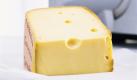 Gleiches gilt für Hartkäse. Je weiter ein Reifeprozess voranschreitet, desto höher ist der Histamingehalt. Foto: DAK